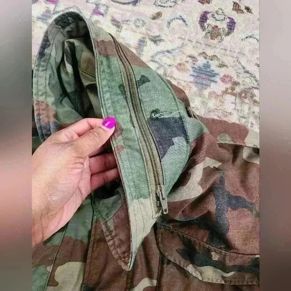 Field Mens Jacket Ready To Wear Coat Zip Hide Away Hoodie, sz MD - Picture 8 of 16